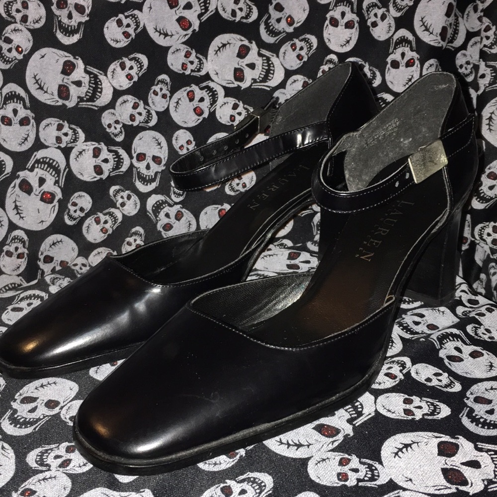 LAUREN Ralph Lauren high heel